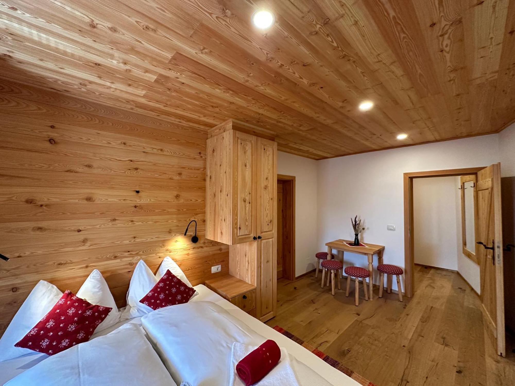 Hotel Surc Kranjska Gora Exterior photo